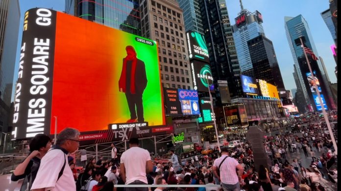 PHOTO-2023-05-16-11-33-59 2 Cruz-Diez en Times Square