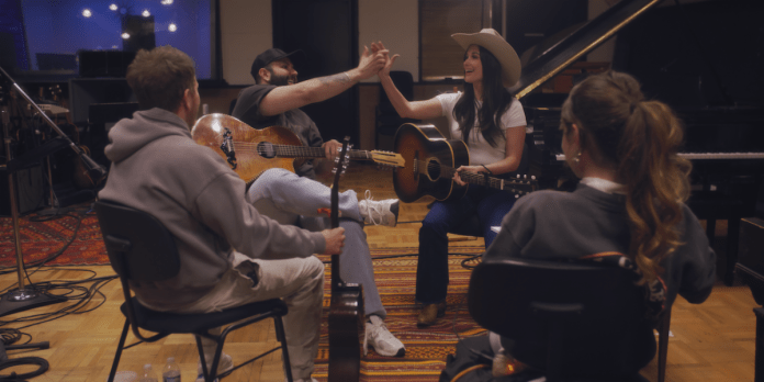 CARIN_KACEY_STILLS_00022