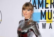 Taylor Swift at the 2018 American Music Awards held at the Microsoft Theater in Los Angeles, USA on October 9, 2018.