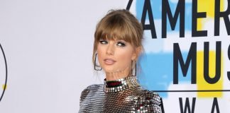 Taylor Swift at the 2018 American Music Awards held at the Microsoft Theater in Los Angeles, USA on October 9, 2018.