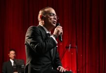 Gilberto Santa Rosa en "ÍNTIMO"| foto: Simón Martínez