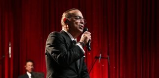 Gilberto Santa Rosa en "ÍNTIMO"| foto: Simón Martínez