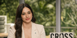 Jeanine Mason interpreta a 'Luz' en CROSS | Foto: Popticular