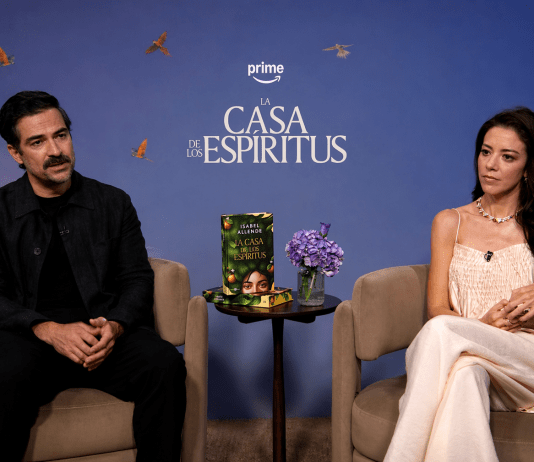Fernanda Castillo y Alfonso Herrera son los hermanos Trueba en La Casa de los Espíritus | Foto: Popticular.com