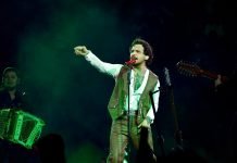 Christian Nodal cantó con Ángela Aguilar en La México y la noche dejó tres titulares, no uno Christian Nodal en concierto | Foto cortesía prensa Christian Nodal