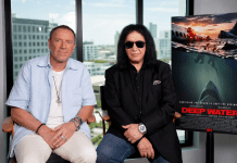 Gene Simmons y Renny Harlin llevan el caos al límite con Deep Water: “No es solo una película de tiburones” Gene Simmons y Renny Harlin hablan sobre DEEP WATER | Foto: Popticular