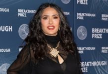 7 famosos hispanos que definieron las celebraciones del primer fin de semana del Mundial 2026 Salma Hayek | Foto: Carla VanWagoner / Shutterstock.com