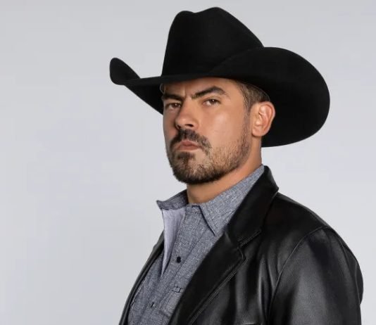 Ivan Arana interpreta a Ismael Casillas | Foto cortesía Telemundo