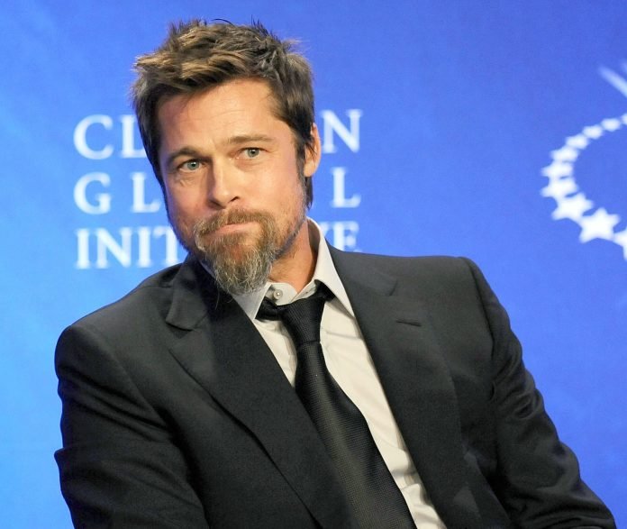 Bill,Clinton,,Brad,Pitt,At,A,Public,Appearance,For,Clinton Brad Pitt | Foto: Shutterstock