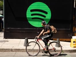 Spotify | Foto: Octavio Hoyos / Shutterstock
