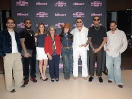Ricky, Wow Popy, Leila Cobo, Daniella Levine Cava, Paola Jara, Jessi Uribe, Bebesito y Mau durante la conferencia de prensa de Billboard Latin Music Week 2026 en Miami Beach. Foto: Johnny Louis / jlnphotography.com